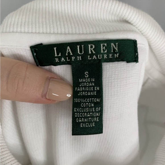 Lauren Ralph Lauren • Women’s White Henley Polo w/ Gold Buttons - Picture 4 of 9